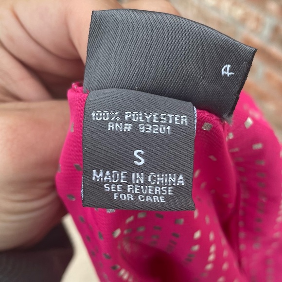 Hot pink Dots pink and silver button down top / S / Excellent condition - Picture 12 of 13